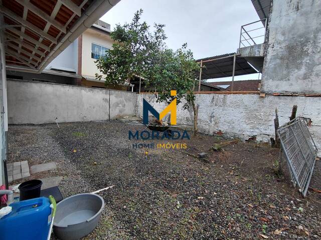 Casa para Venda em Joinville - 4