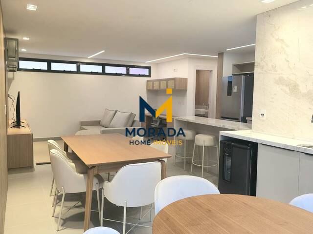 Apartamento para Venda em Joinville - 3