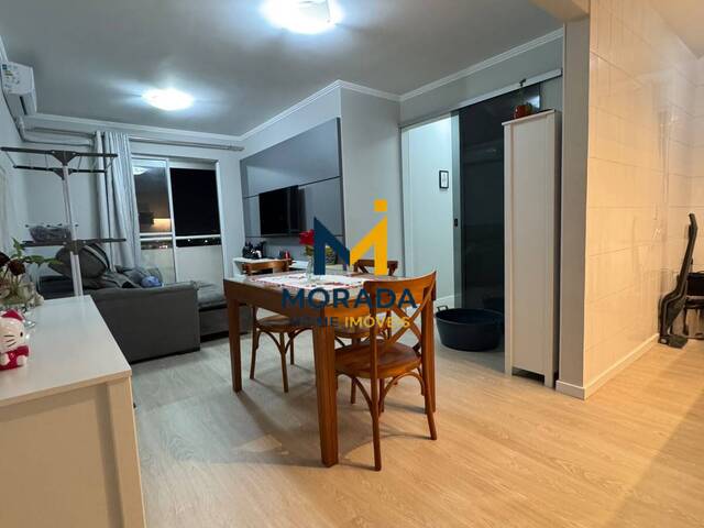 Apartamento para Venda em Joinville - 3
